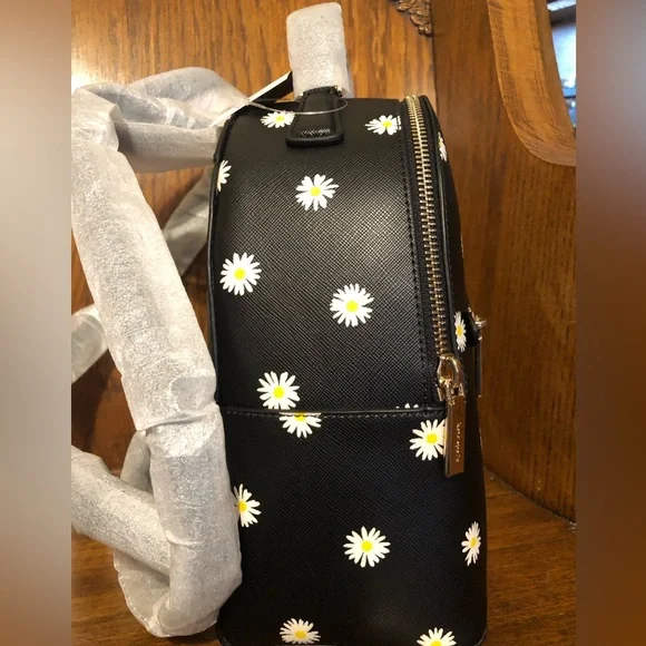 NWT-Kate Spade-Perry Leather Small Backpack-Daisy?Blooms  display picture 3